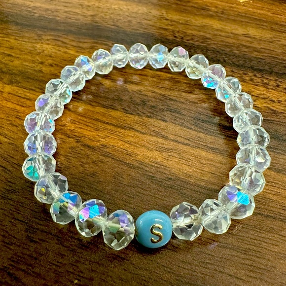 Altar'd State Jewelry - Irredentist clear beaded with “s” charm bracelet